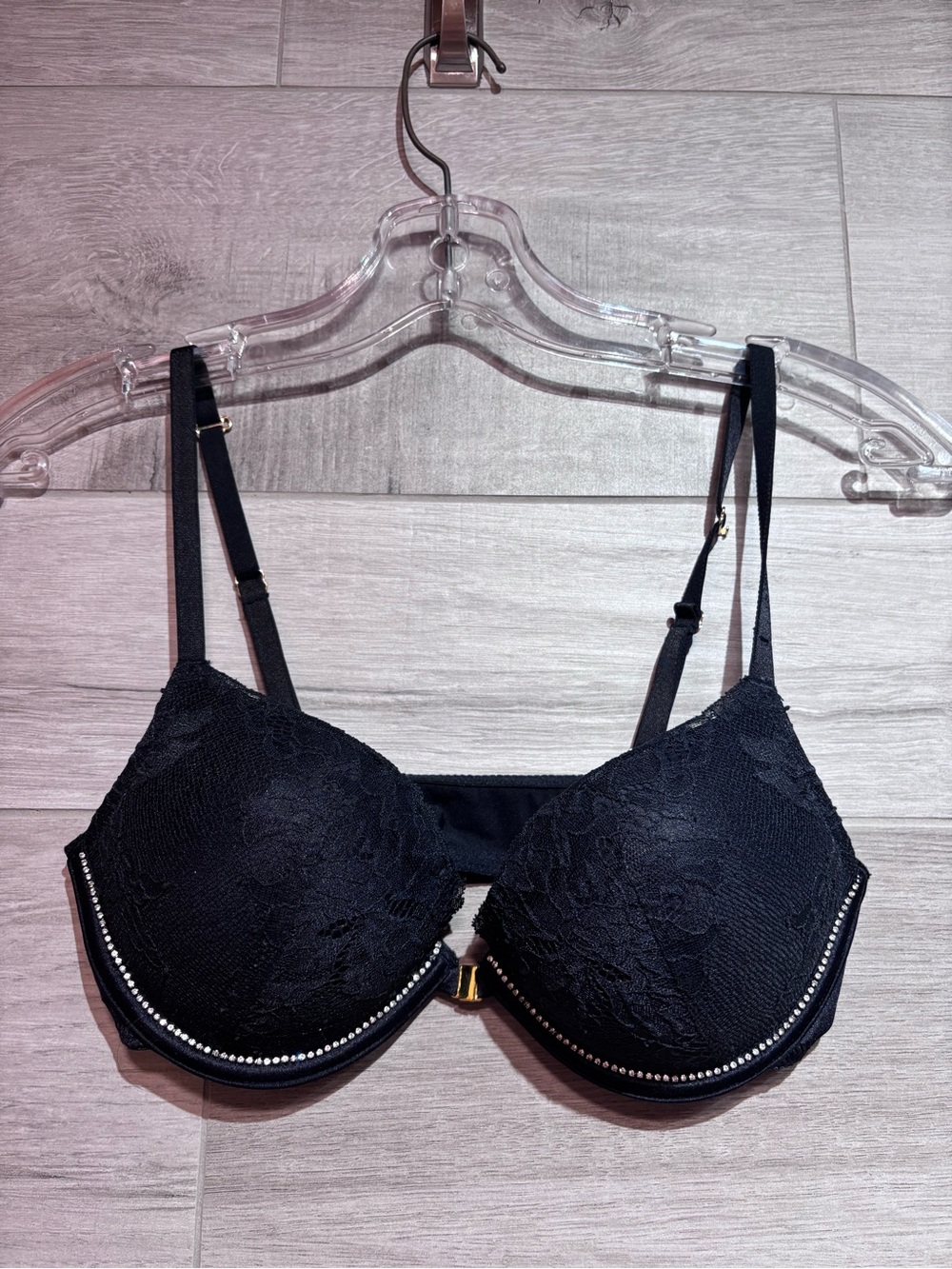 3/$30 La Senza hello sugar plunge Bra size 34 B- front clasp, black